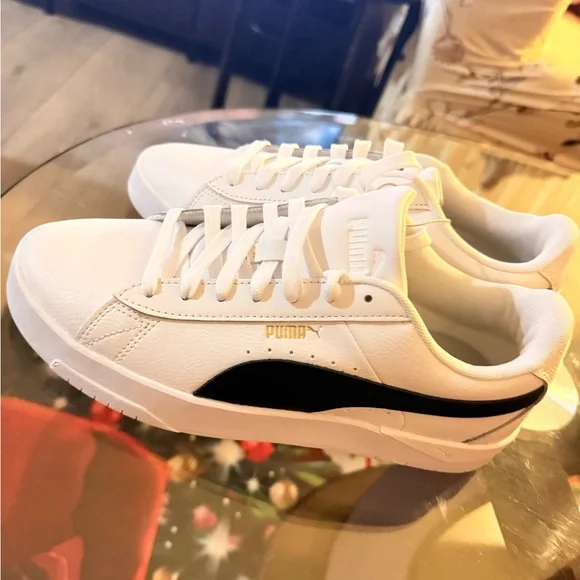 Puma White Athletic Shoes with Black Accents - Picture 2 of 12